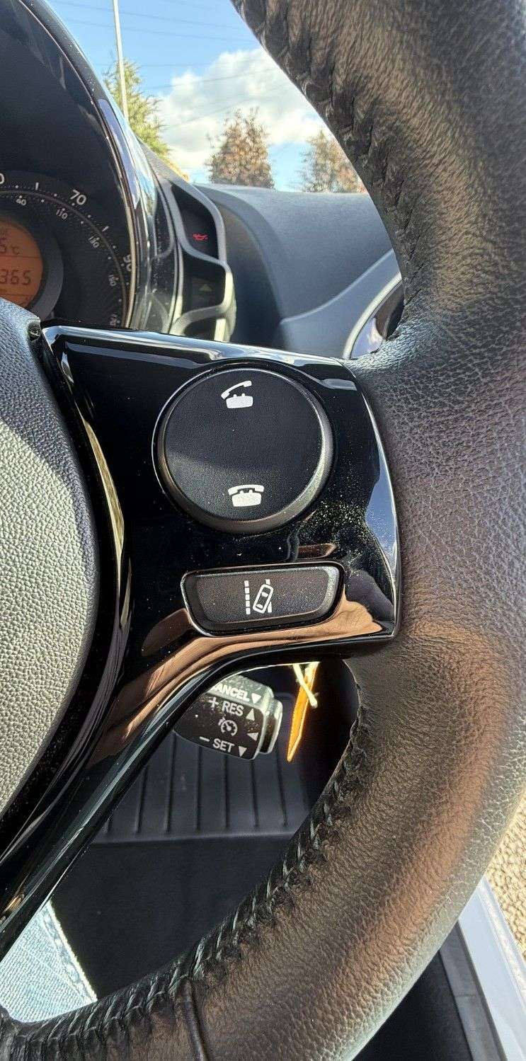 2021 TOYOTA AYGO 2021 TOYOTA AYGO