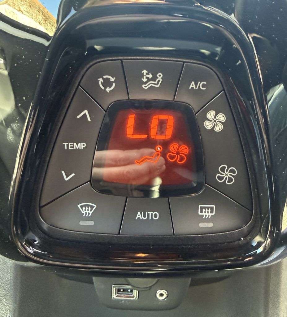 2021 TOYOTA AYGO 2021 TOYOTA AYGO