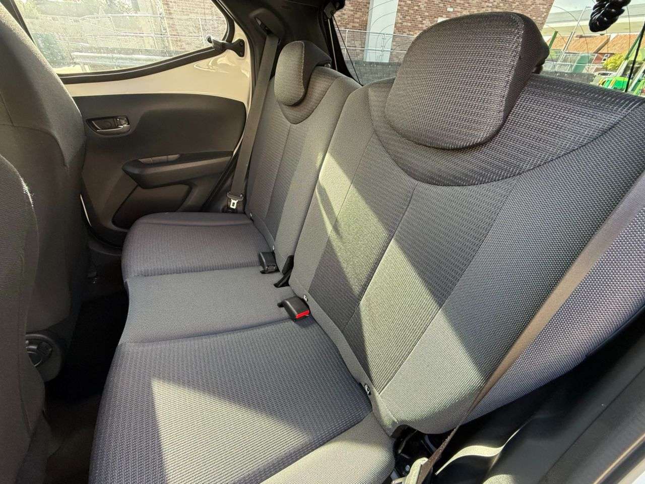 2021 TOYOTA AYGO 2021 TOYOTA AYGO