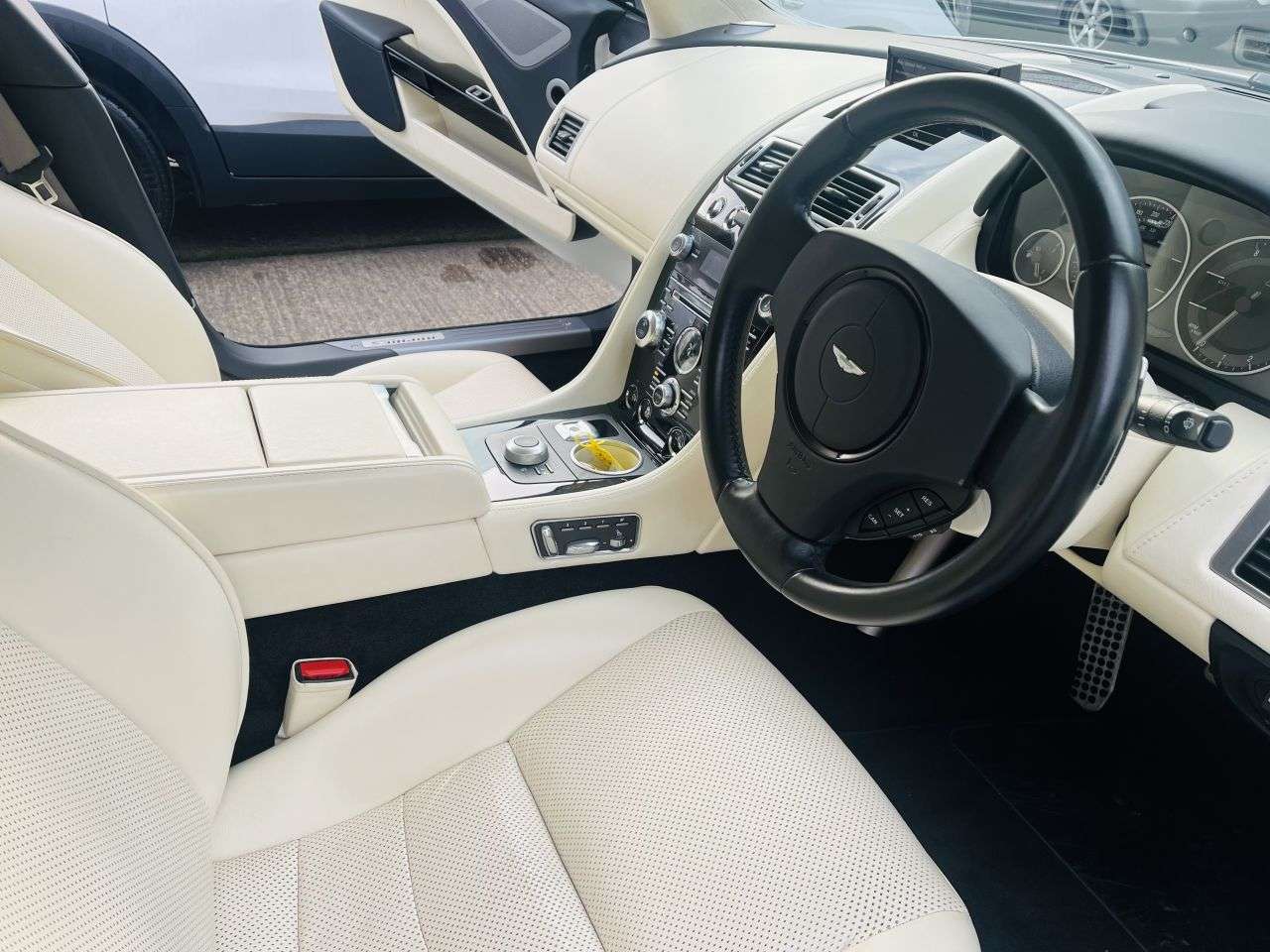 2013 ASTON MARTIN RAPIDE S 2013 ASTON MARTIN RAPIDE S