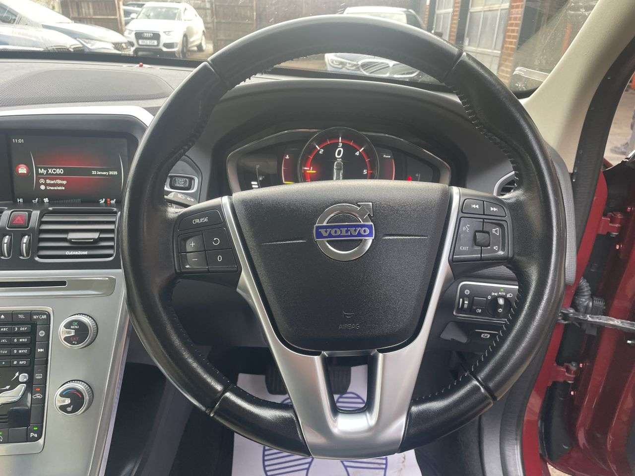 2016 VOLVO XC60 2016 VOLVO XC60