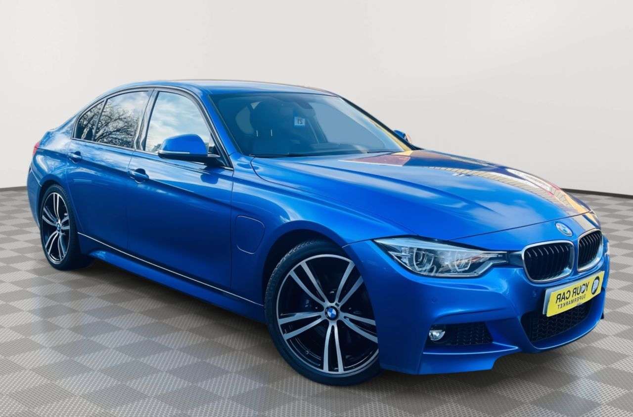 A 2016 BMW 3 SERIES 2.0 330e 7.6kWh M Sport Saloon 4dr Petrol Plug-in Hybrid Auto Euro 6 (s/s) A 2016 BMW 3 SERIES 2.0 330e 7.6kWh M Sport Saloon 4dr Petrol Plug-in Hybrid Auto Euro 6 (s/s)