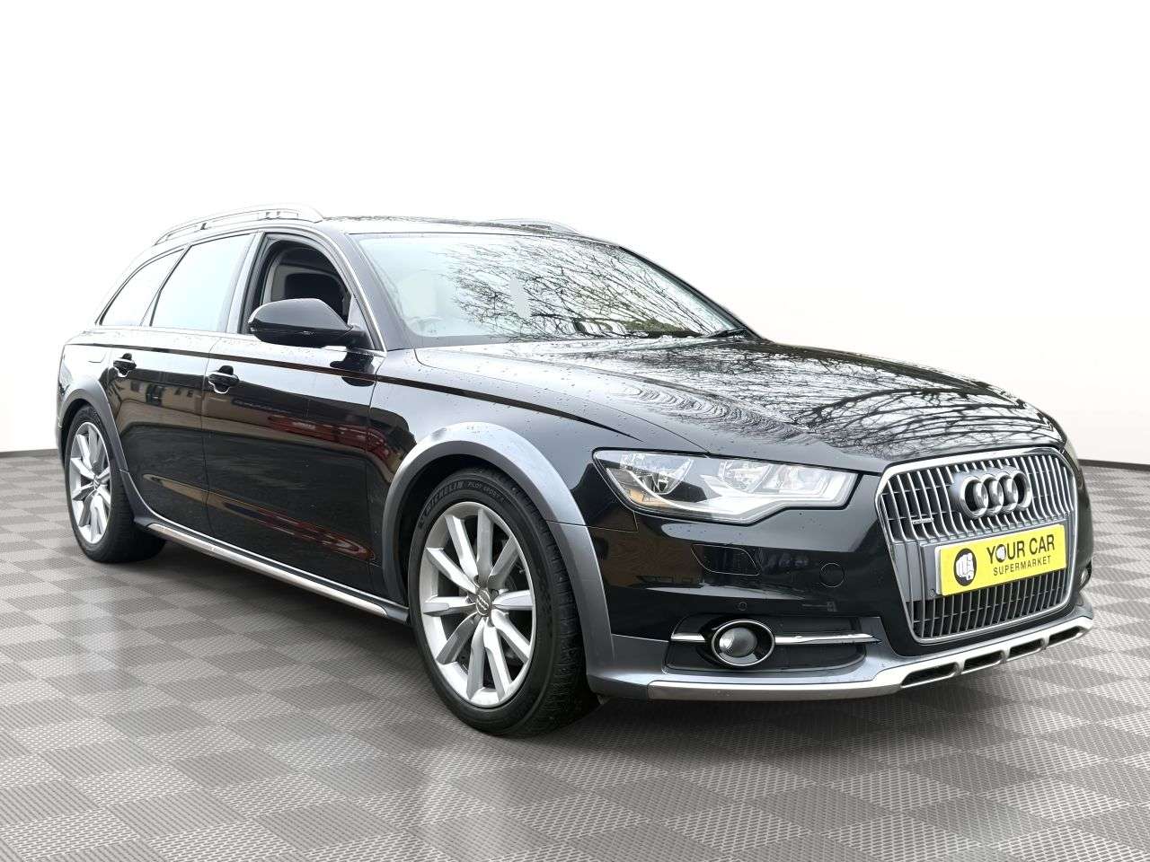 A 2012 AUDI ALLROAD 3.0 TDI V6 Estate 5dr Diesel S Tronic quattro Euro 5 (s/s) (204 ps) Parking A 2012 AUDI ALLROAD 3.0 TDI V6 Estate 5dr Diesel S Tronic quattro Euro 5 (s/s) (204 ps) Parking