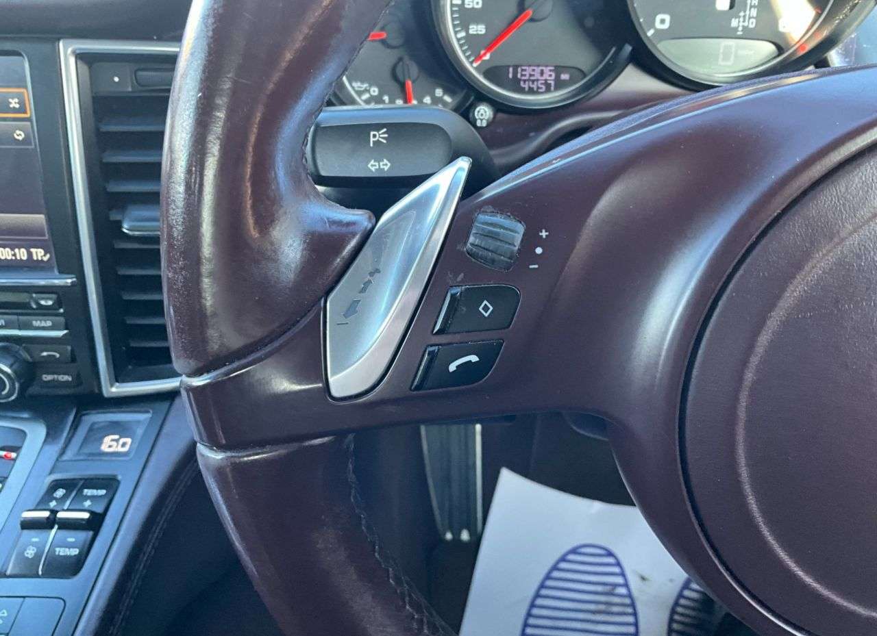 2013 PORSCHE PANAMERA 2013 PORSCHE PANAMERA