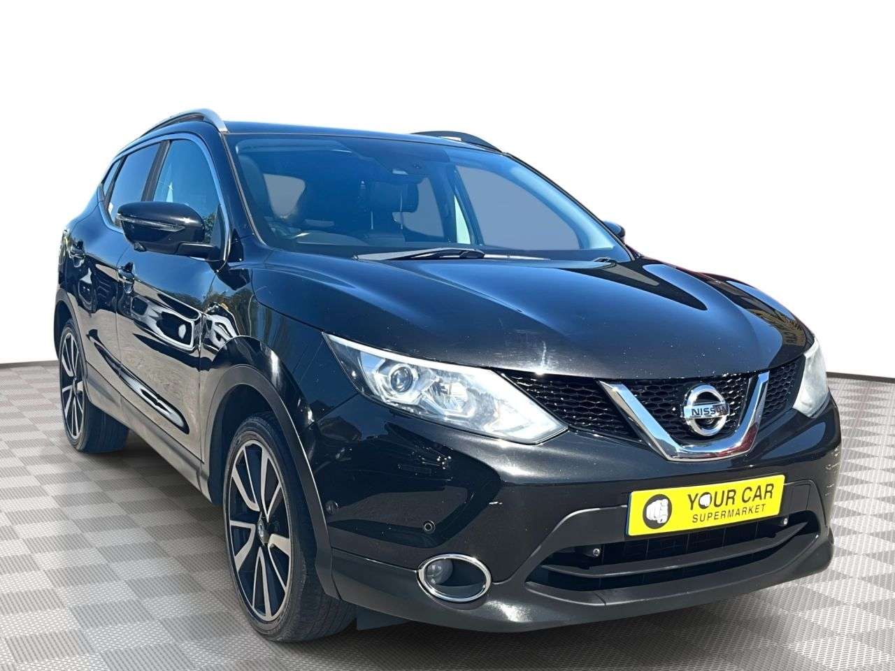 A 2014 NISSAN QASHQAI 1.5 dCi Tekna SUV 5dr Diesel Manual 2WD Euro 5 (s/s) (110 ps) Premium SUV w A 2014 NISSAN QASHQAI 1.5 dCi Tekna SUV 5dr Diesel Manual 2WD Euro 5 (s/s) (110 ps) Premium SUV w