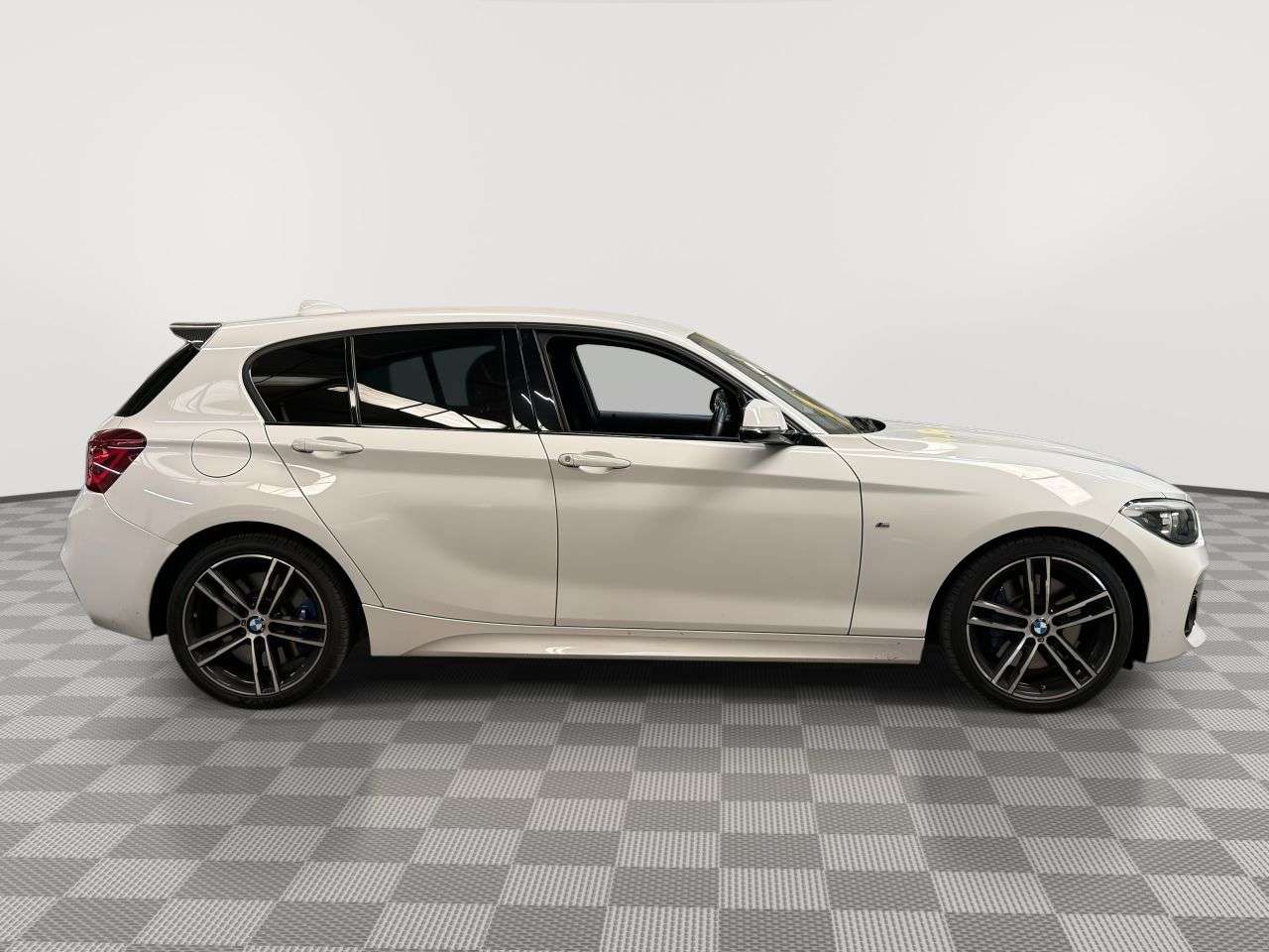 2018 BMW 1 SERIES 2018 BMW 1 SERIES