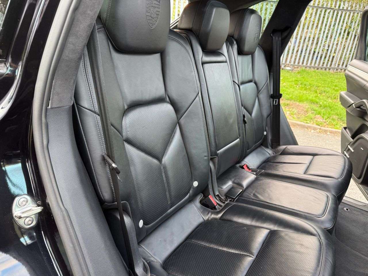 2011 PORSCHE CAYENNE 2011 PORSCHE CAYENNE