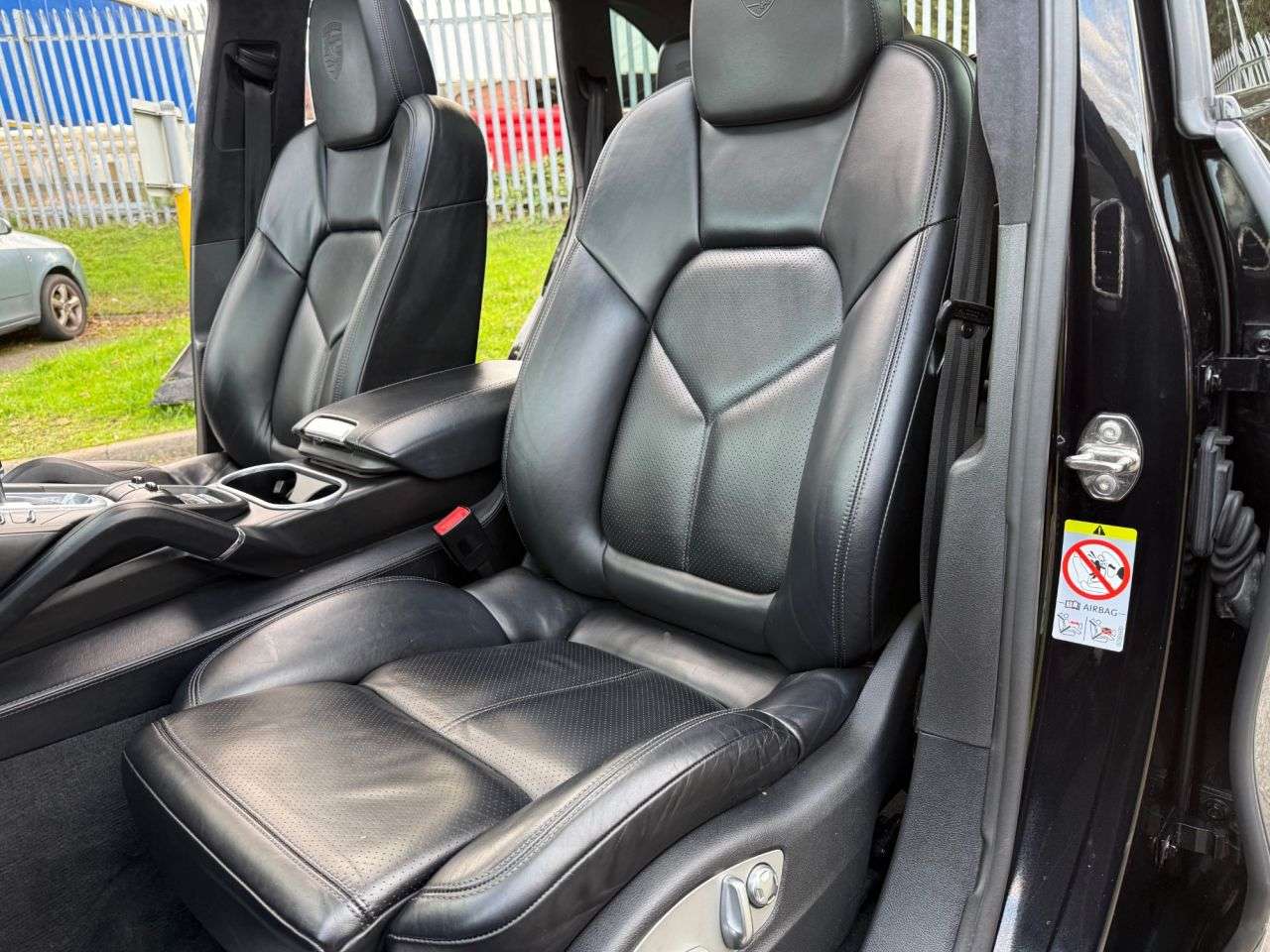 2011 PORSCHE CAYENNE 2011 PORSCHE CAYENNE