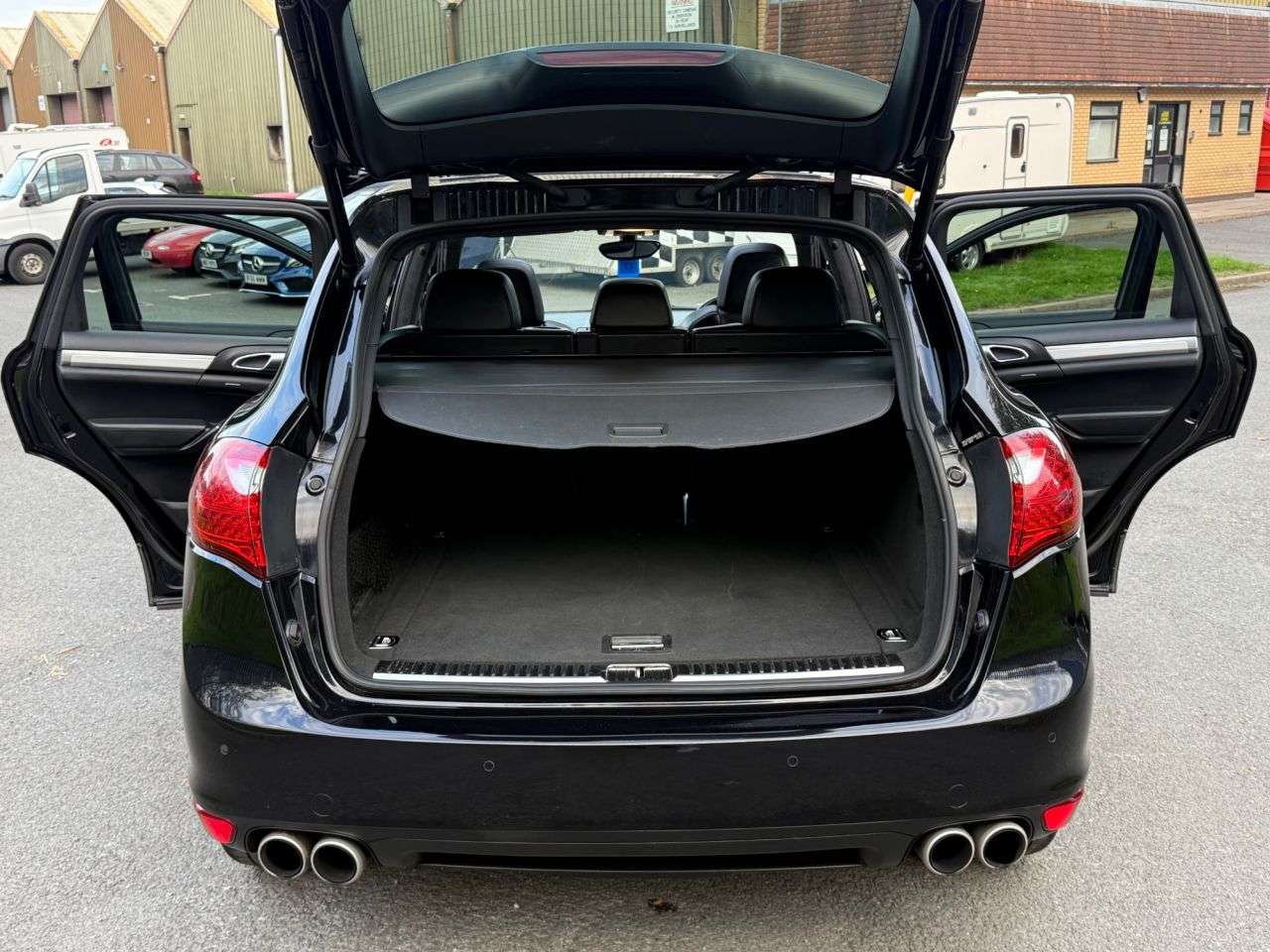 2011 PORSCHE CAYENNE 2011 PORSCHE CAYENNE