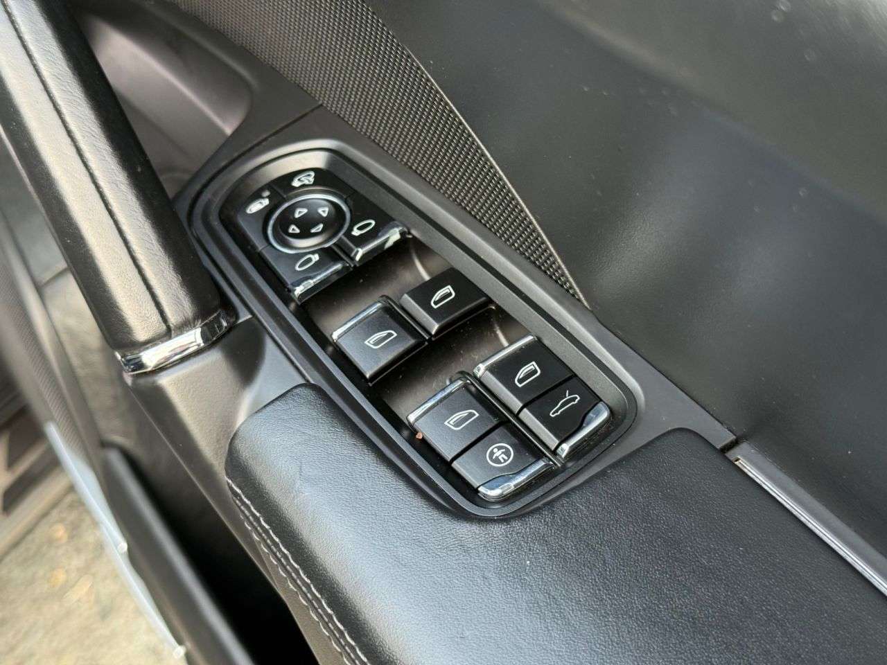 2011 PORSCHE CAYENNE 2011 PORSCHE CAYENNE