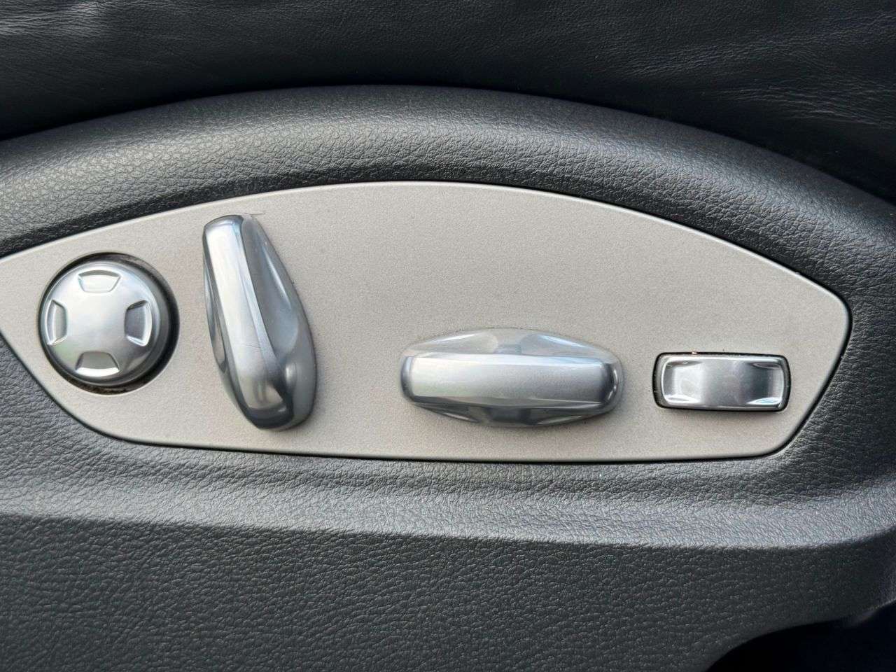 2011 PORSCHE CAYENNE 2011 PORSCHE CAYENNE