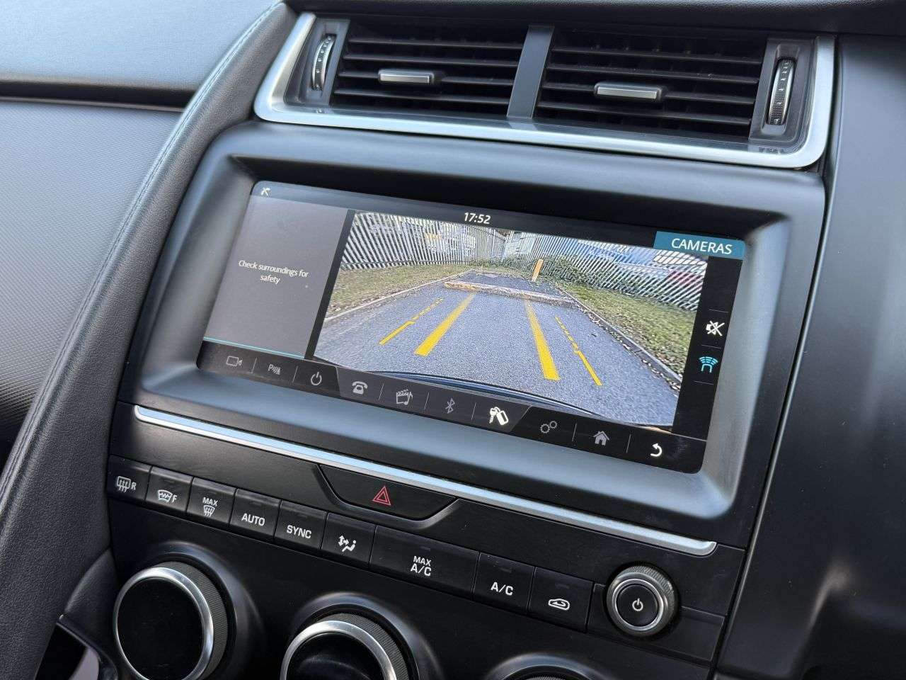 2019 JAGUAR E-PACE 2019 JAGUAR E-PACE