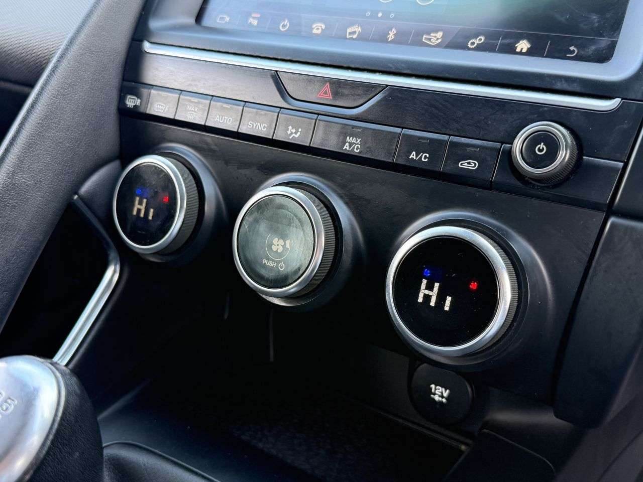 2019 JAGUAR E-PACE 2019 JAGUAR E-PACE