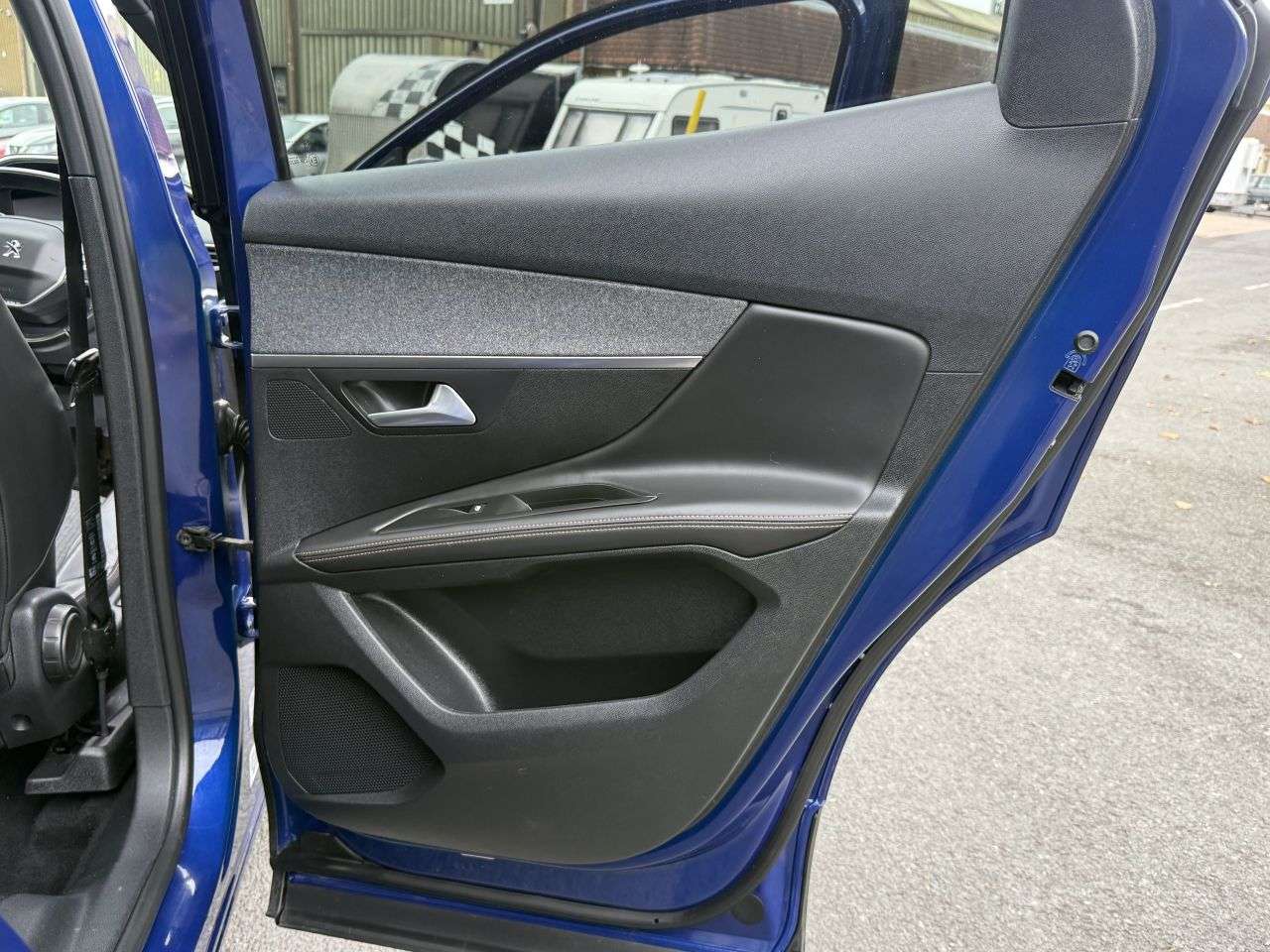 2018 PEUGEOT 3008 2018 PEUGEOT 3008