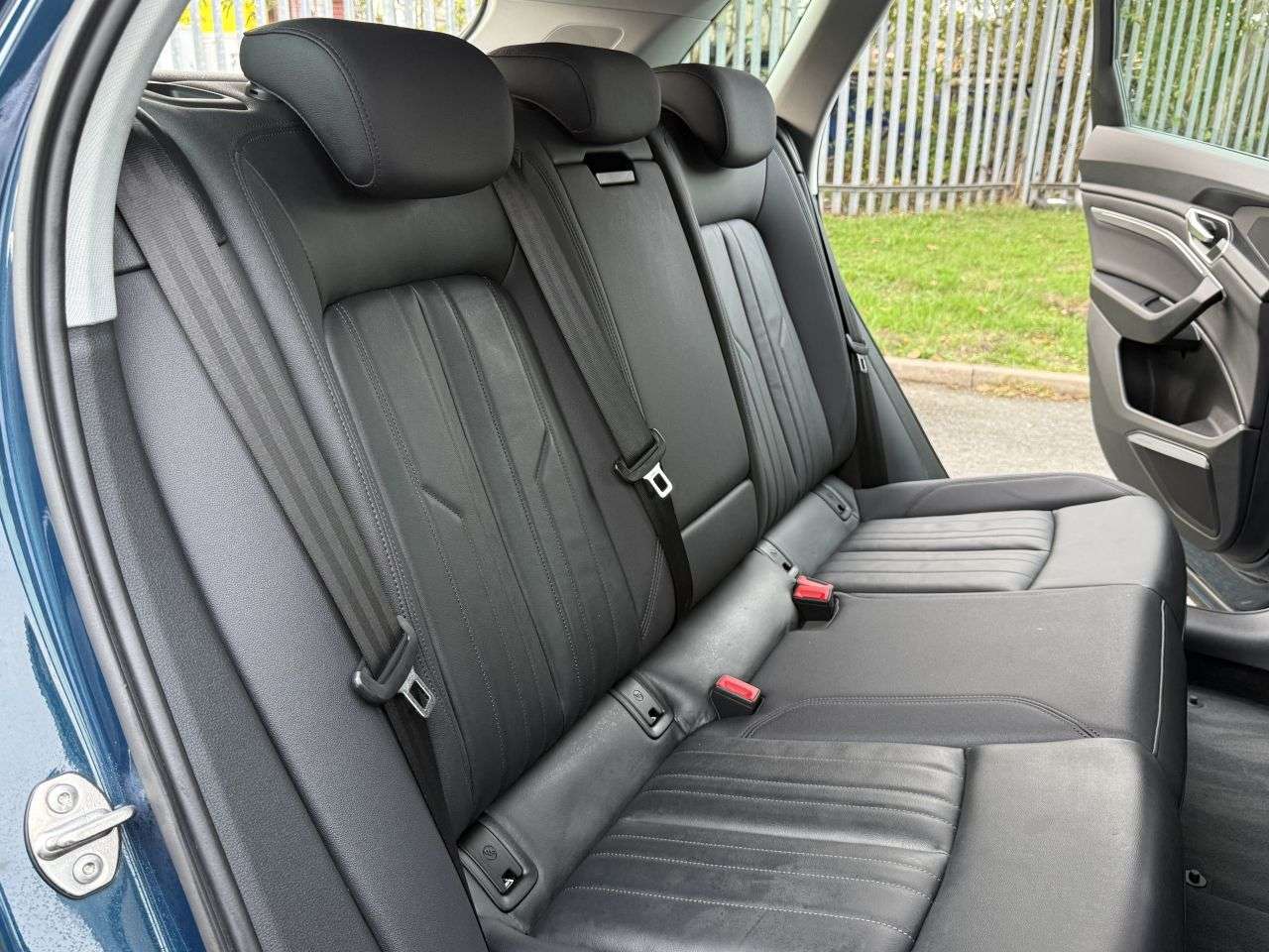 2020 AUDI E-TRON 2020 AUDI E-TRON