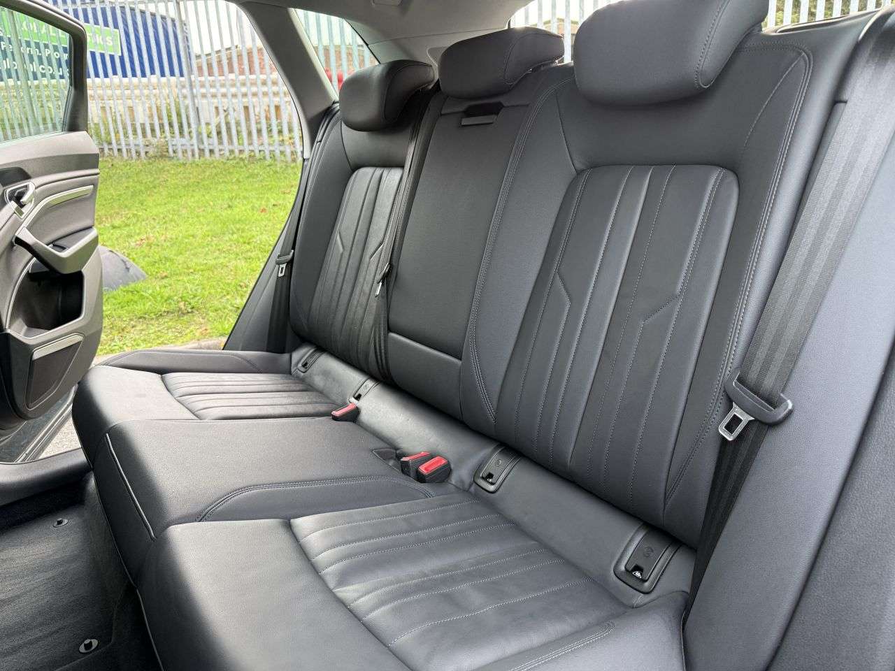 2020 AUDI E-TRON 2020 AUDI E-TRON