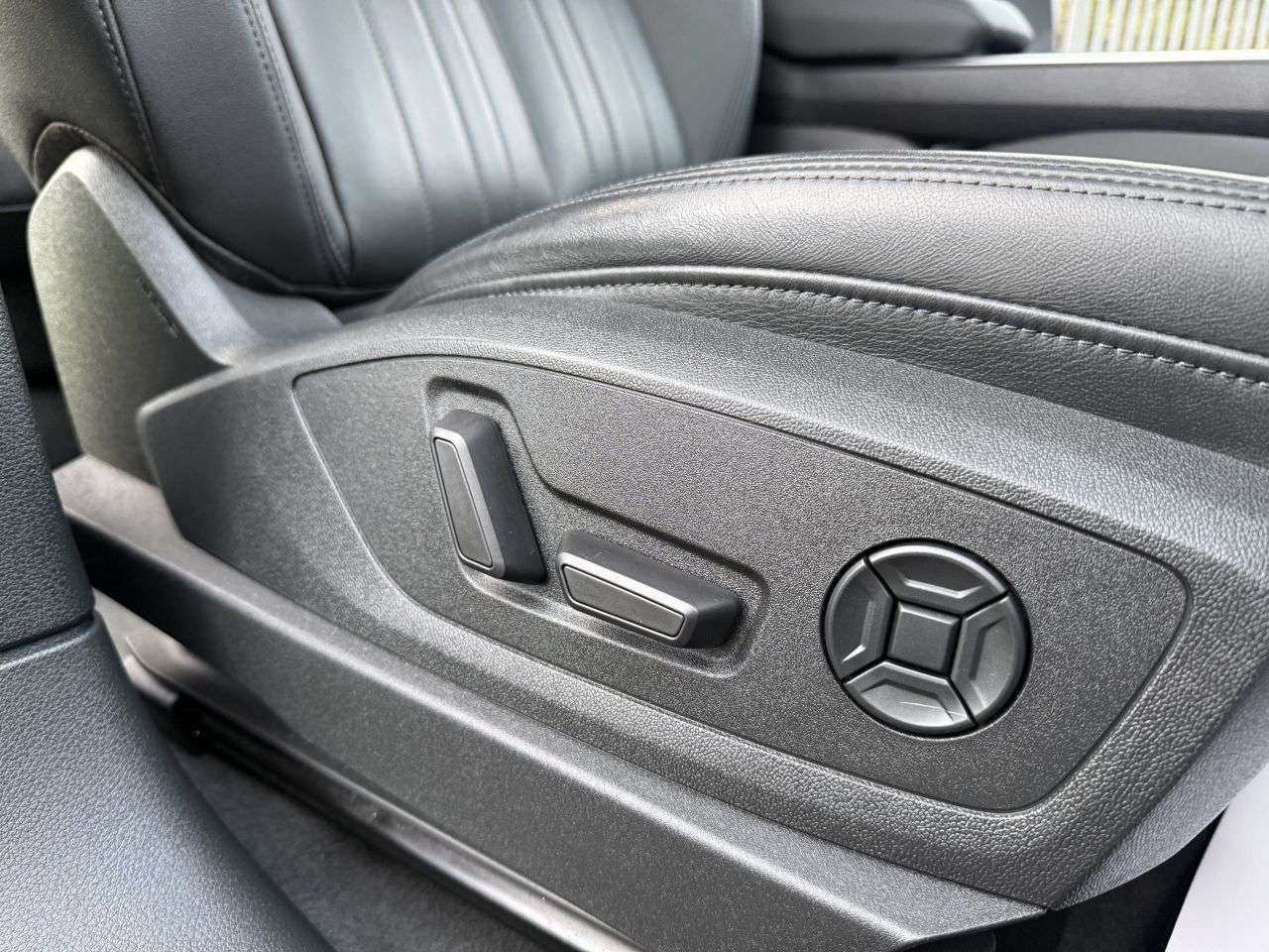 2020 AUDI E-TRON 2020 AUDI E-TRON