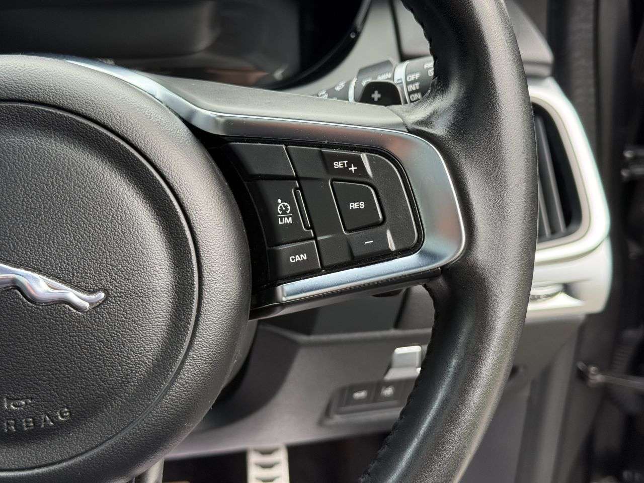 2020 JAGUAR E-PACE 2020 JAGUAR E-PACE