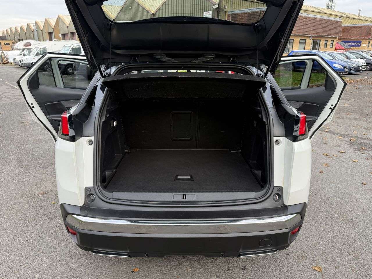 2018 PEUGEOT 3008 2018 PEUGEOT 3008