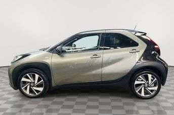 2022 TOYOTA AYGO X 2022 TOYOTA AYGO X