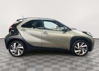 2022 TOYOTA AYGO X 2022 TOYOTA AYGO X