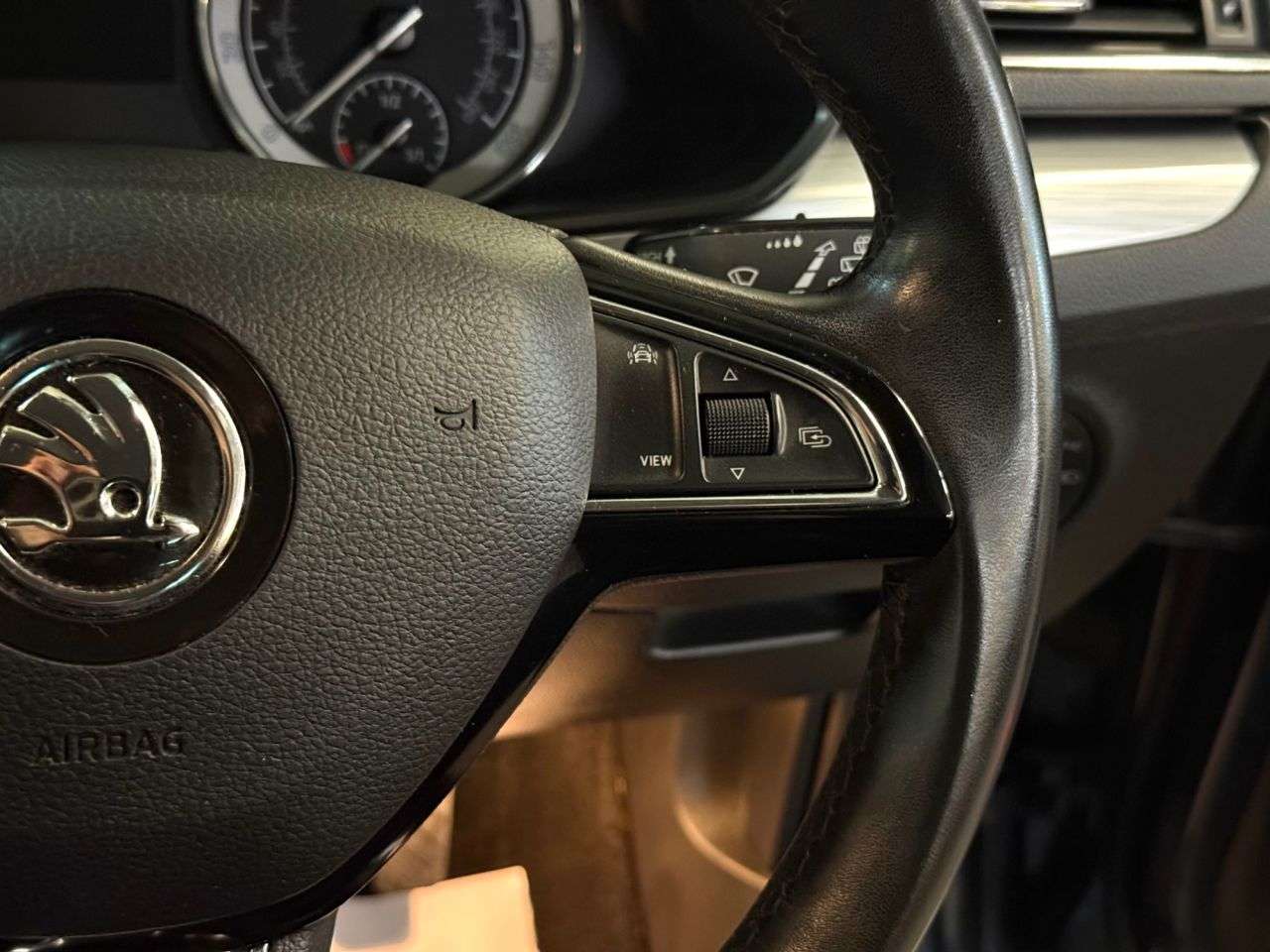 2020 SKODA SUPERB 2020 SKODA SUPERB