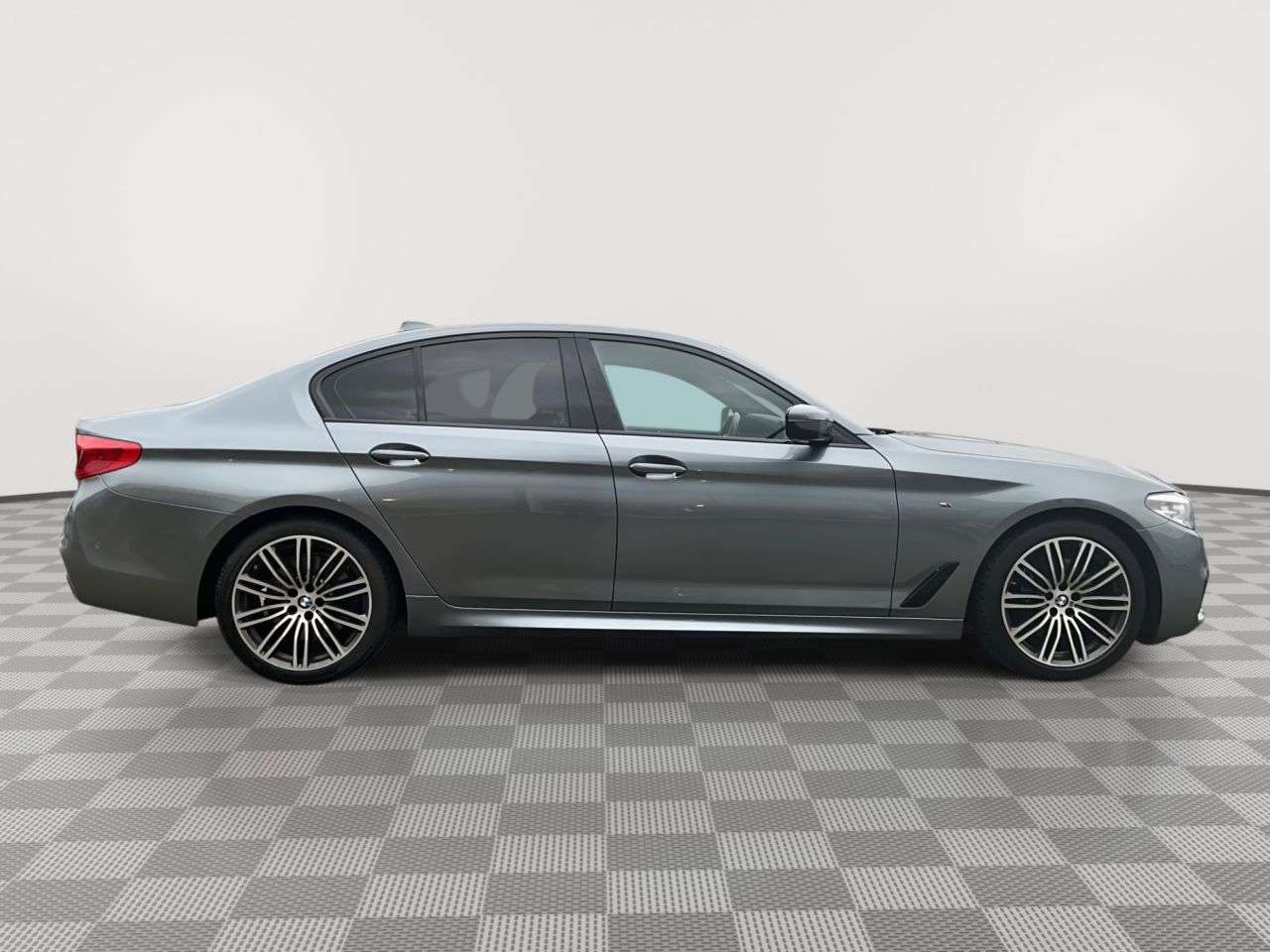 2020 BMW 5 SERIES 2020 BMW 5 SERIES