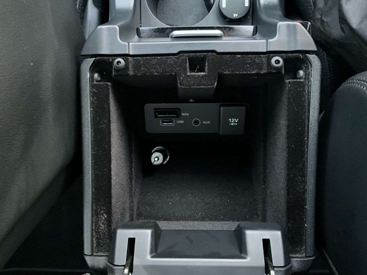 2018 LAND ROVER DISCOVERY SPORT 2018 LAND ROVER DISCOVERY SPORT