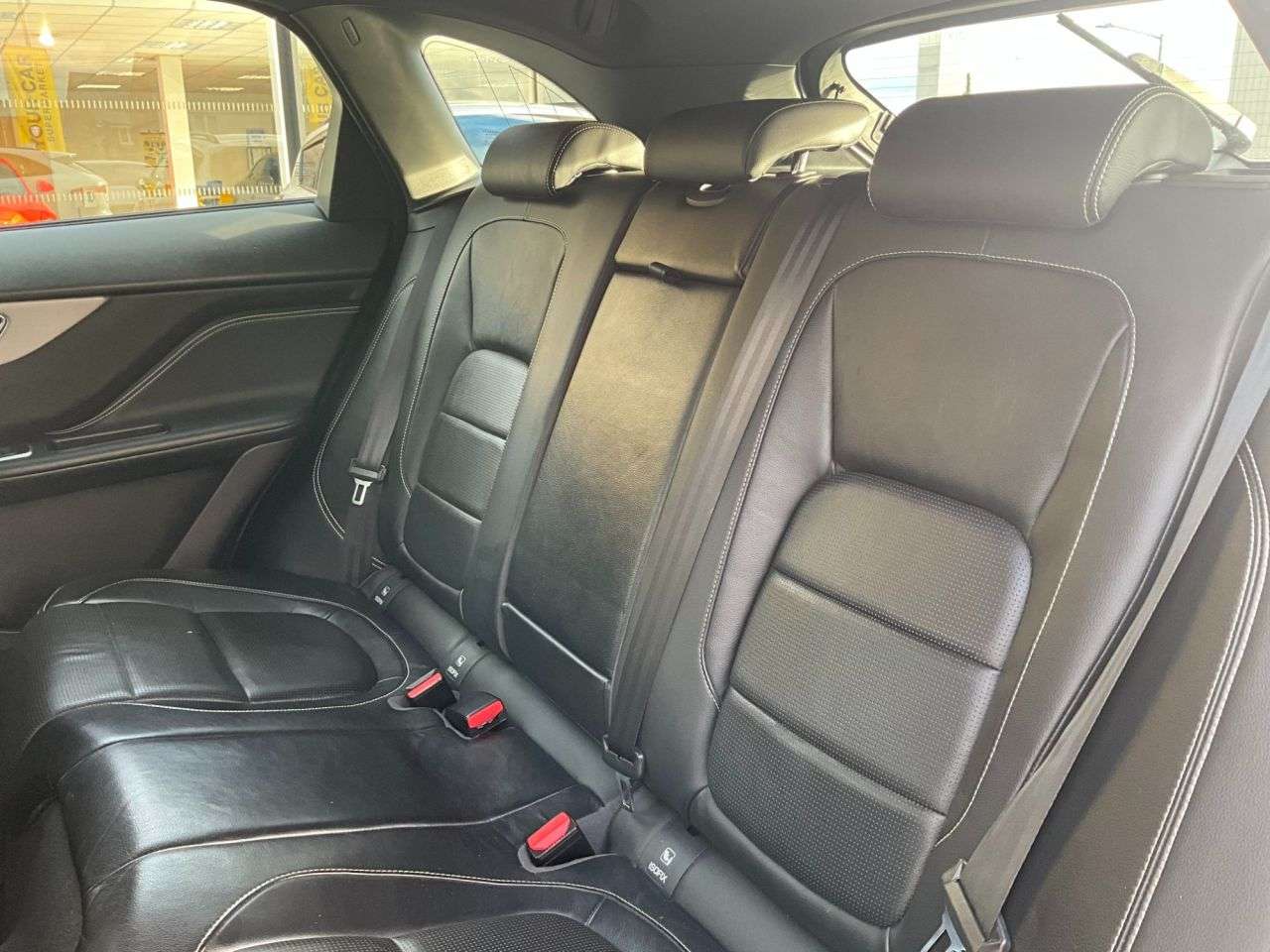 2018 JAGUAR F-PACE 2018 JAGUAR F-PACE