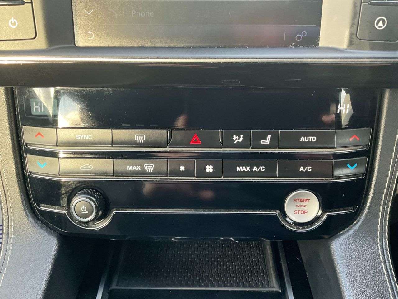 2018 JAGUAR F-PACE 2018 JAGUAR F-PACE