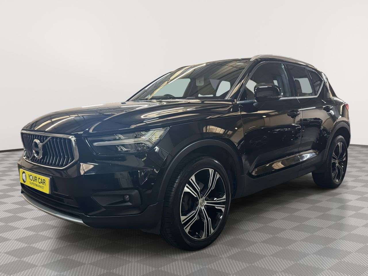 2020 VOLVO XC40 2020 VOLVO XC40