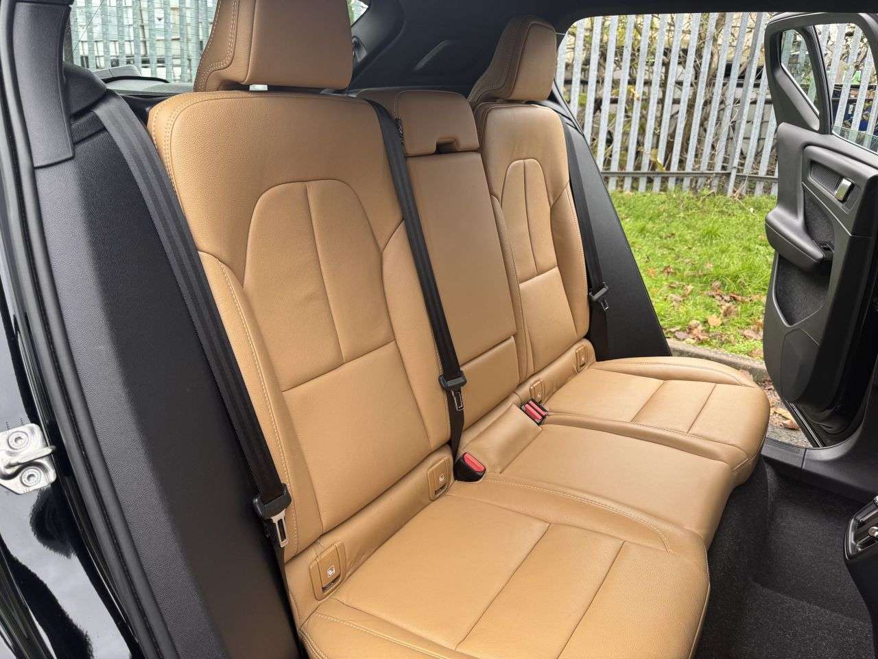 2020 VOLVO XC40 2020 VOLVO XC40