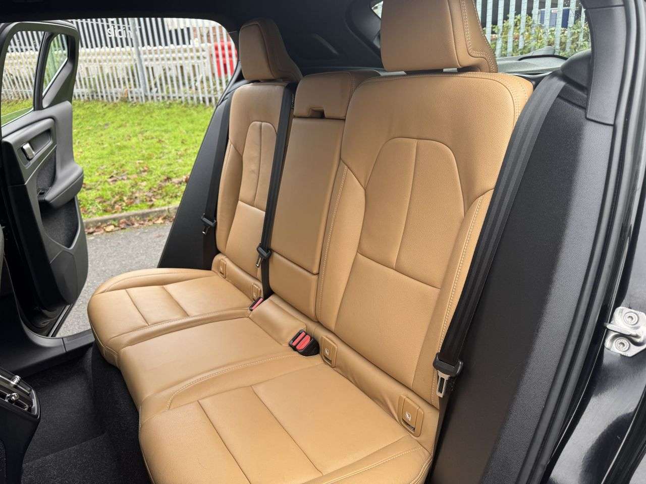 2020 VOLVO XC40 2020 VOLVO XC40