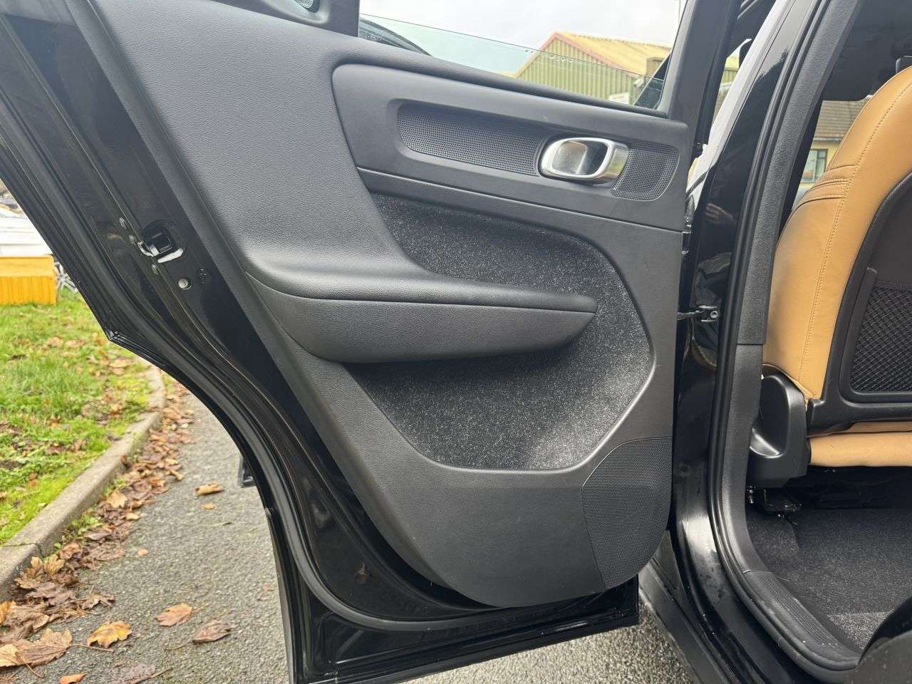 2020 VOLVO XC40 2020 VOLVO XC40