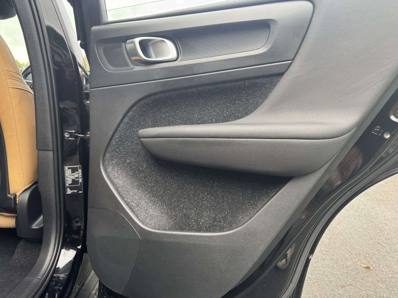 2020 VOLVO XC40 2020 VOLVO XC40