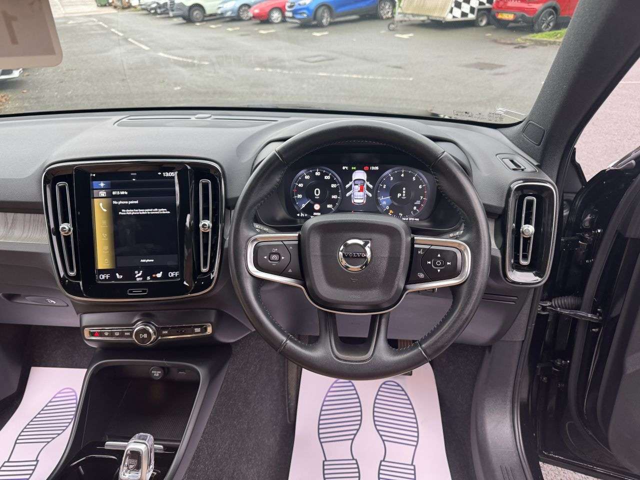 2020 VOLVO XC40 2020 VOLVO XC40