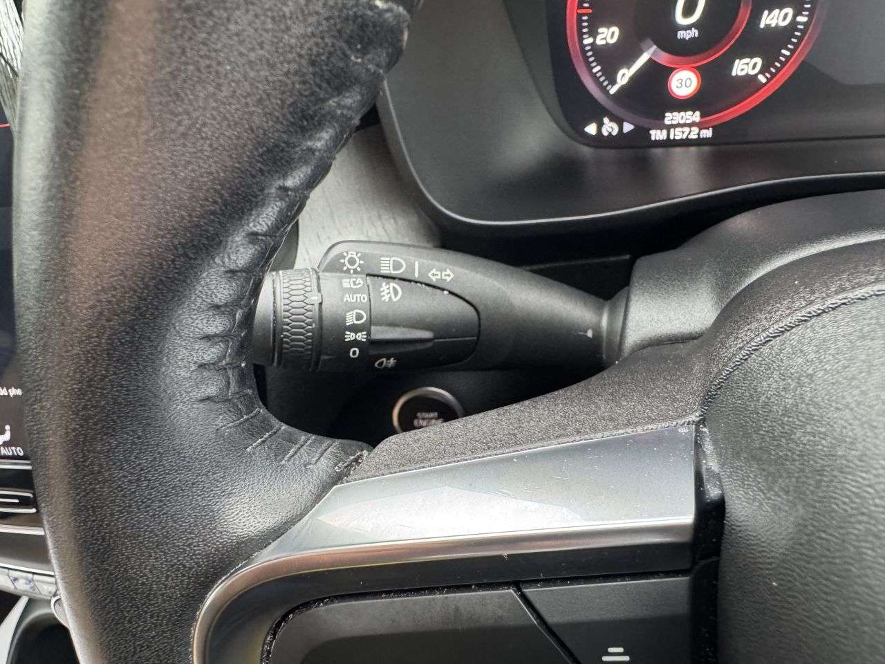 2020 VOLVO XC40 2020 VOLVO XC40