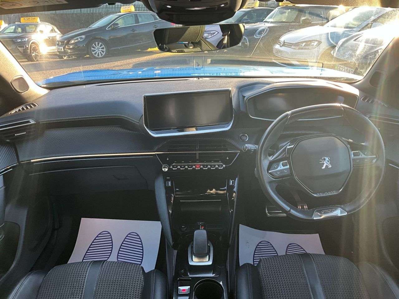 2020 PEUGEOT E-2008 2020 PEUGEOT E-2008