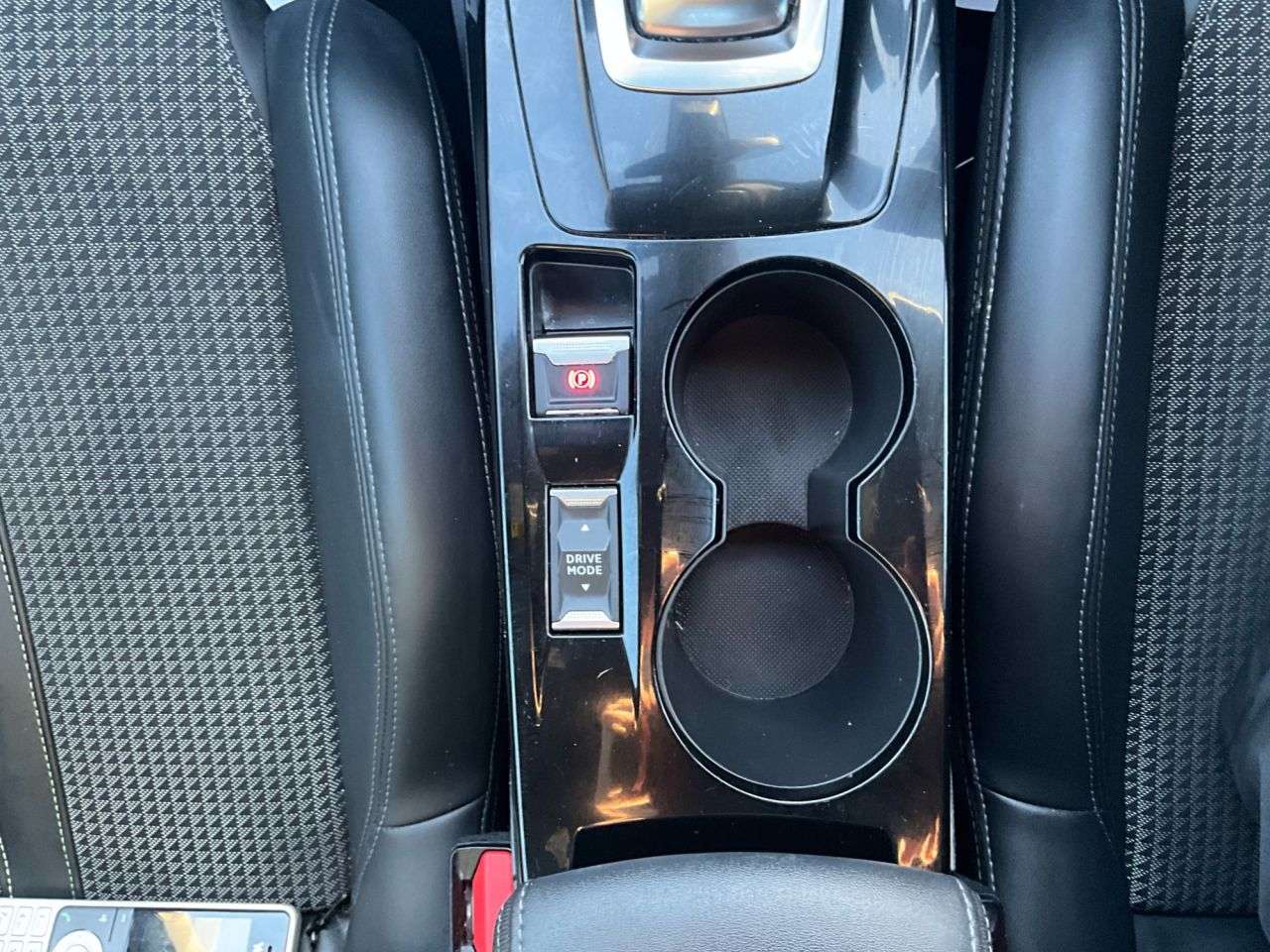 2020 PEUGEOT E-2008 2020 PEUGEOT E-2008