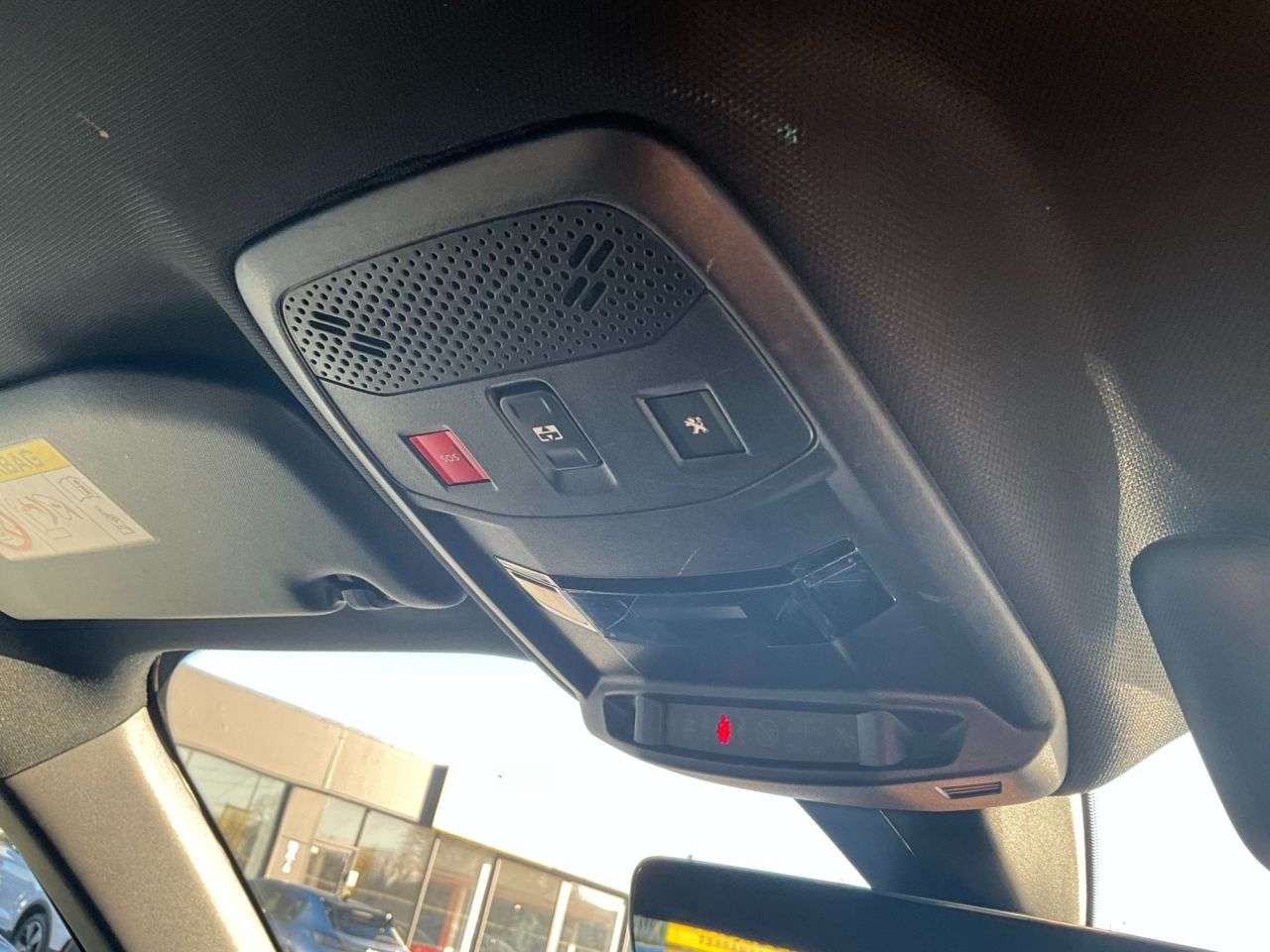 2020 PEUGEOT E-2008 2020 PEUGEOT E-2008