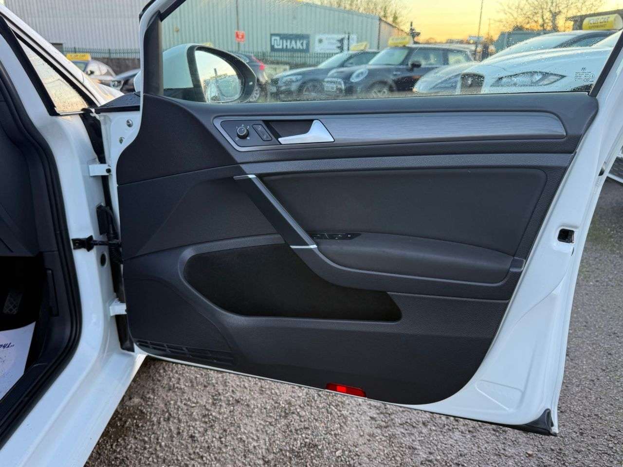 2018 VOLKSWAGEN GOLF 2018 VOLKSWAGEN GOLF