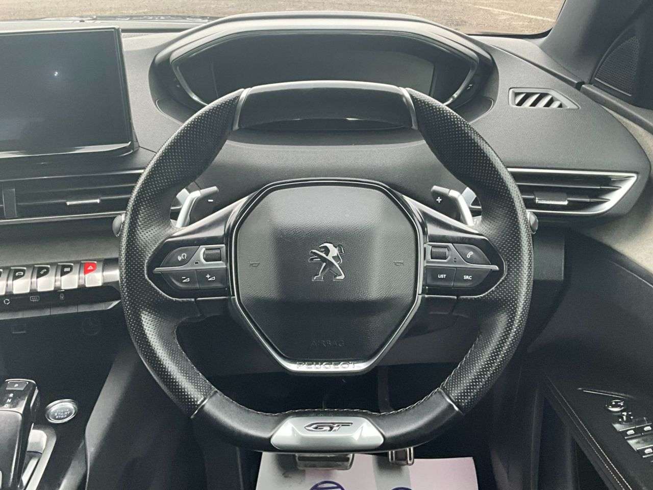 2021 PEUGEOT 5008 2021 PEUGEOT 5008