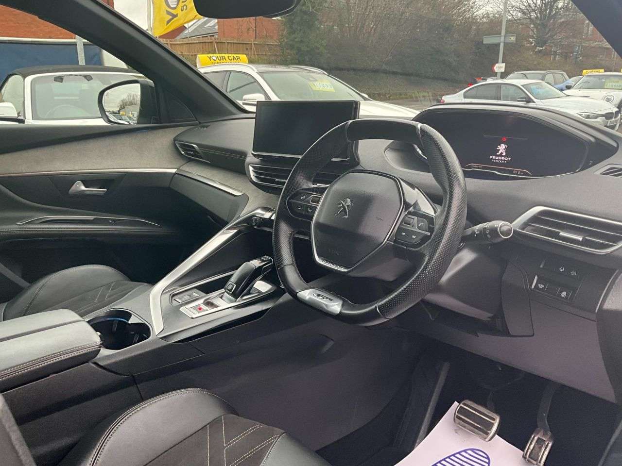 2021 PEUGEOT 5008 2021 PEUGEOT 5008