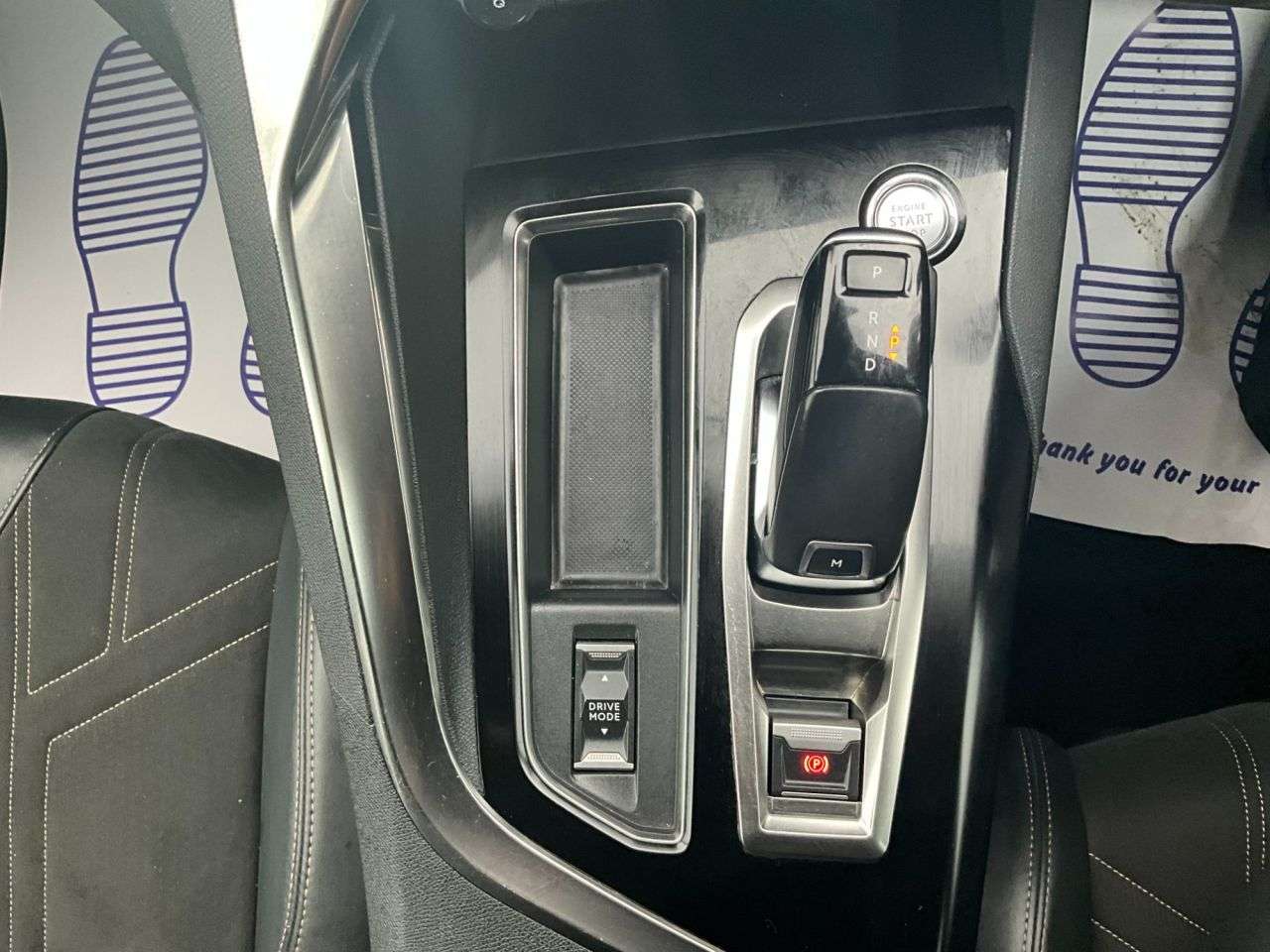 2021 PEUGEOT 5008 2021 PEUGEOT 5008