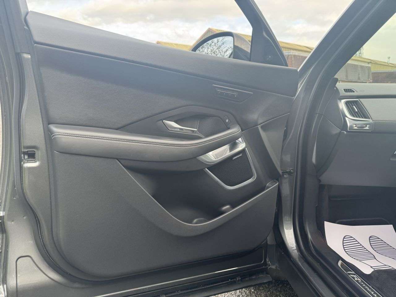 2019 JAGUAR E-PACE 2019 JAGUAR E-PACE