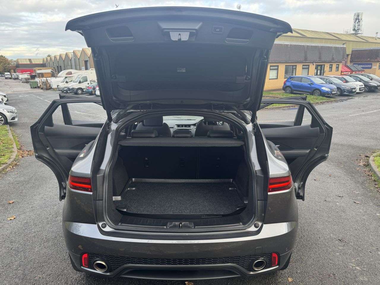 2019 JAGUAR E-PACE 2019 JAGUAR E-PACE