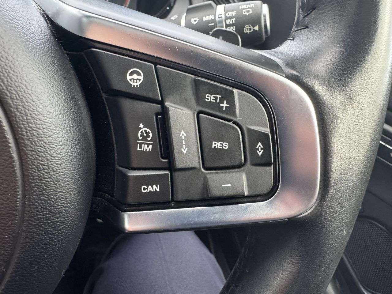 2019 JAGUAR E-PACE 2019 JAGUAR E-PACE