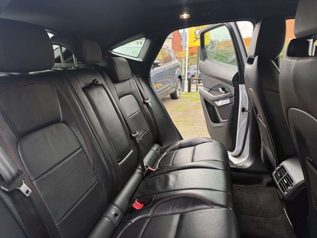 2020 JAGUAR E-PACE 2020 JAGUAR E-PACE