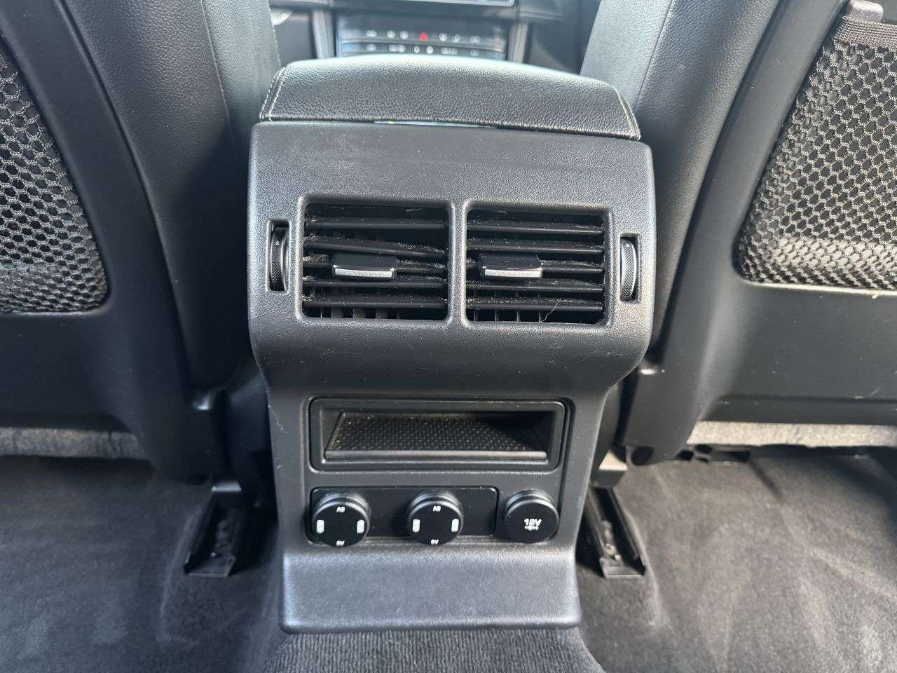 2018 JAGUAR F-PACE 2018 JAGUAR F-PACE