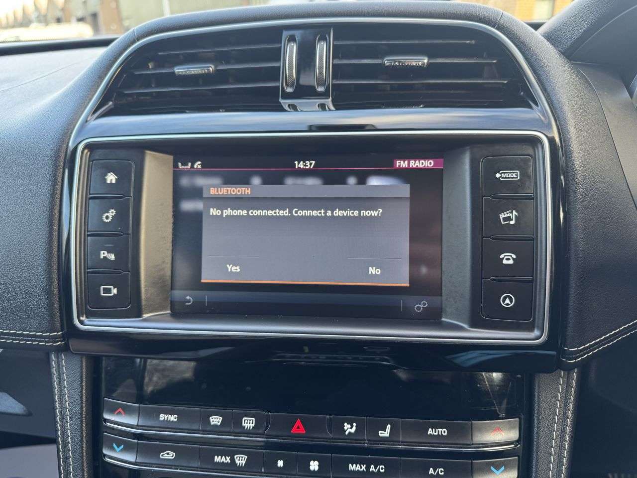 2018 JAGUAR F-PACE 2018 JAGUAR F-PACE